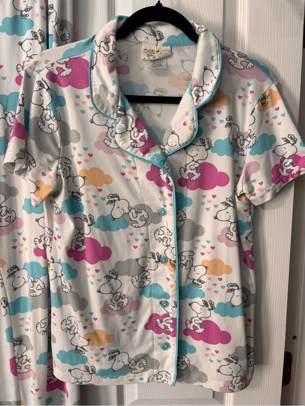 Munki Munki Women's Soft Snoopy Peanuts Pajamas Set Medium Hearts Short Sleeve